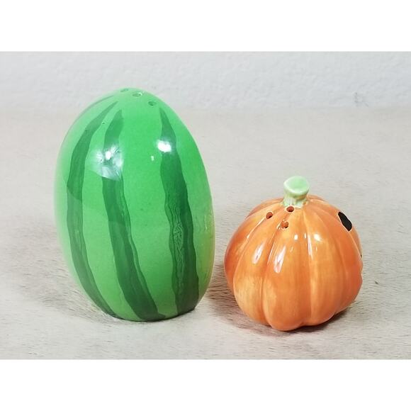 Halloween Pumpkin Salt & Pepper Shakers Watermelon Fruit Ceramic Green Orange - Picture 8 of 13